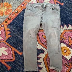 Sweetheart Old Navy grey jeans size 16